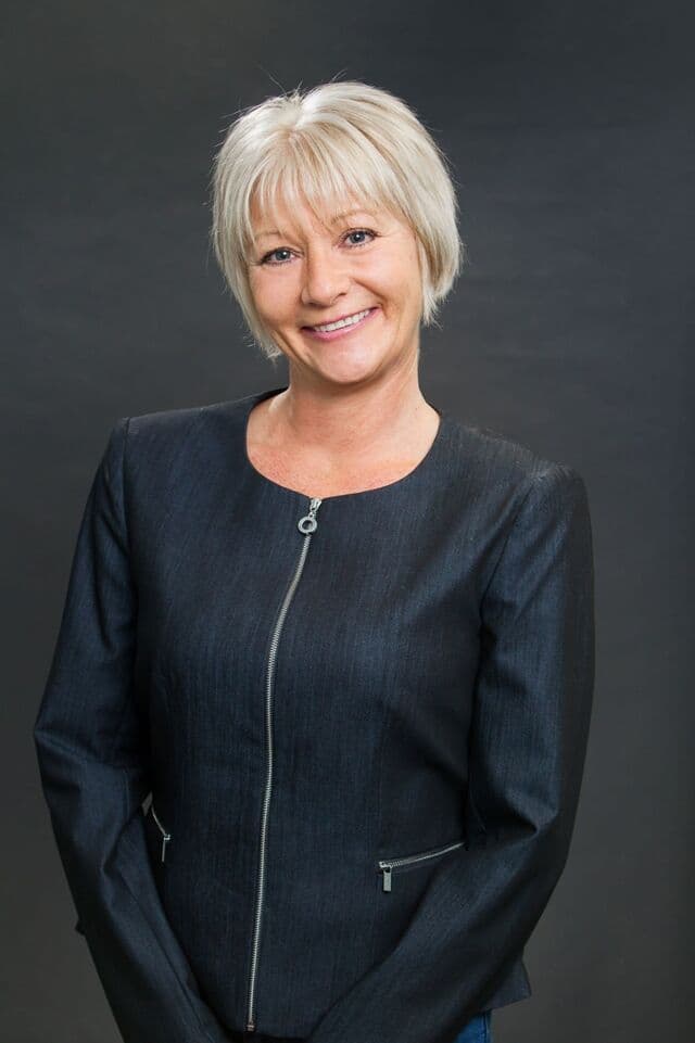 Tina St.Laurent